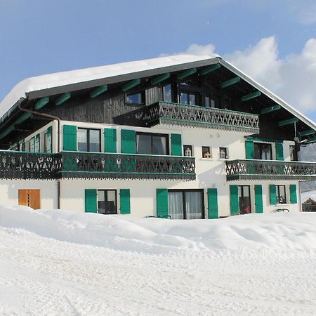 阿尔卑斯花卉小屋酒店 莱热 外观 照片