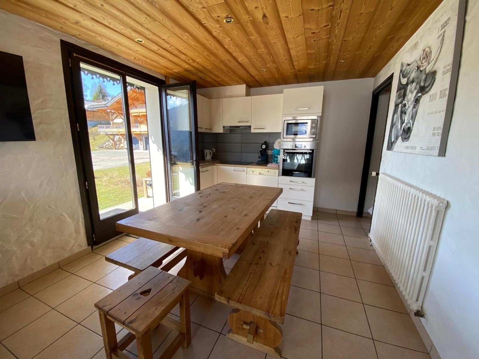 阿尔卑斯花卉小屋酒店 莱热 外观 照片