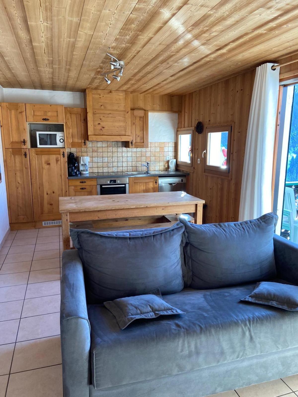 阿尔卑斯花卉小屋酒店 莱热 外观 照片