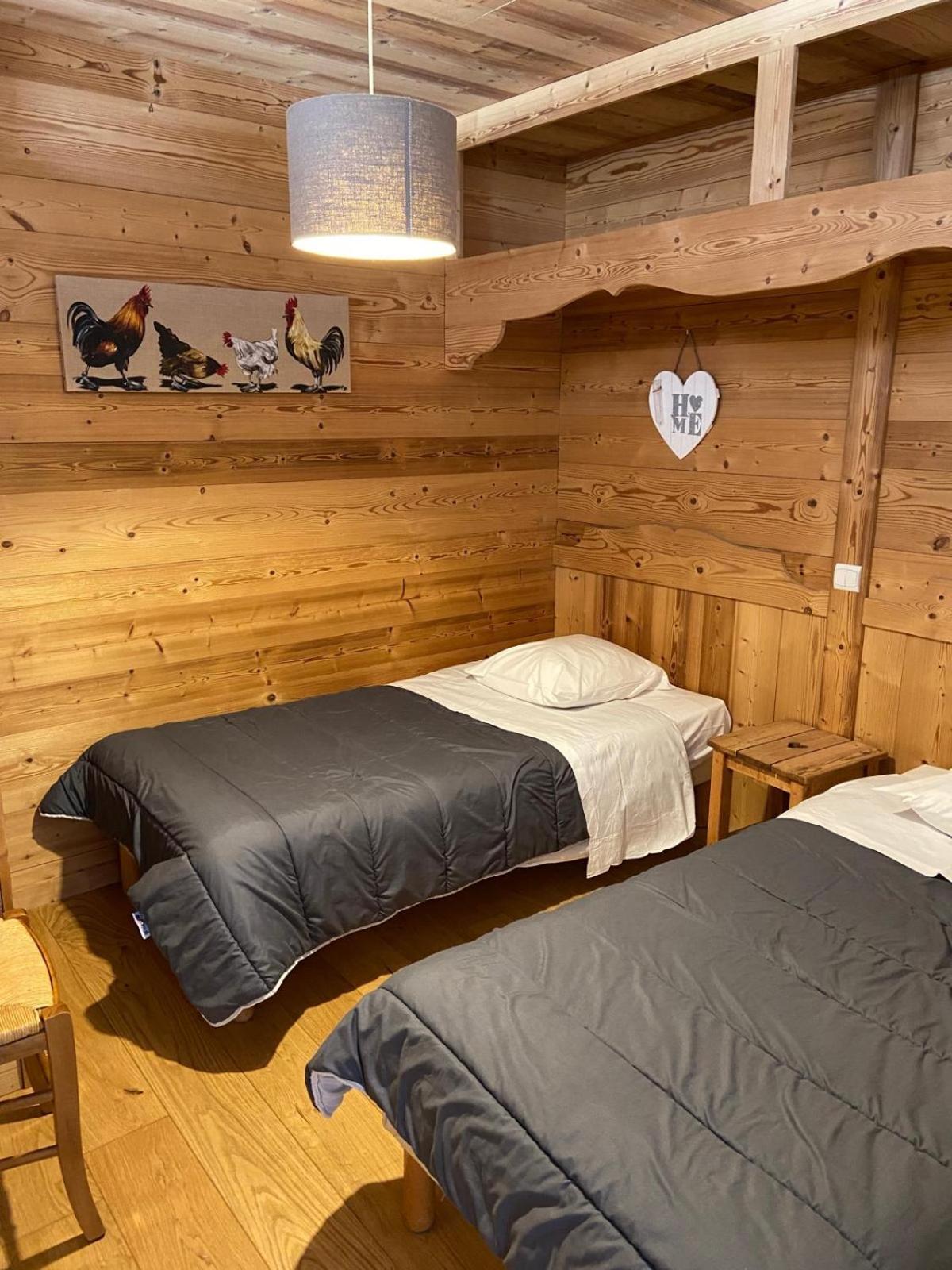 阿尔卑斯花卉小屋酒店 莱热 外观 照片